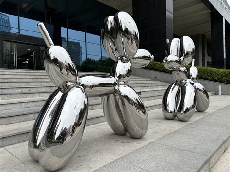 Balloon Dog Sculpture - Metal Sculpture Specialist