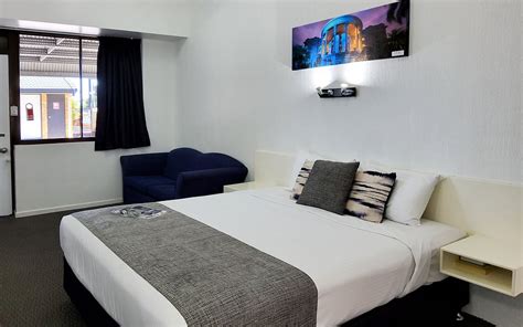 ARCHER PARK MOTEL (Rockhampton) - Motel Reviews, Photos, Rate ...