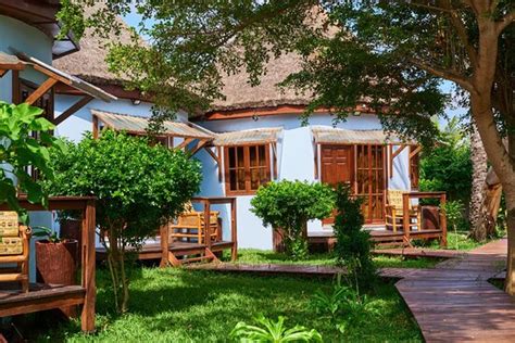 THE ALKEBULAN HERITAGE CENTRE (Big Ada) - Hotel Reviews, Photos, Rate ...