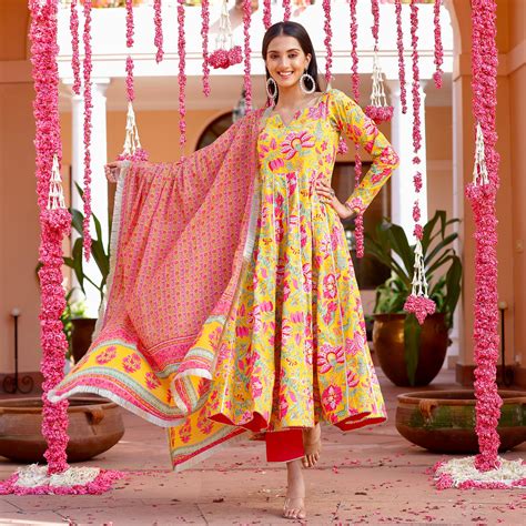 Sugamini gher set – Kameez.co