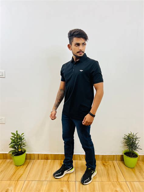 Navy Blue Collar T-shirt (2001C) – CIVIES