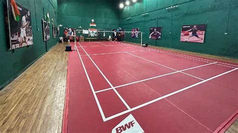 Shuttle Whizz Badminton Academy | Santacruz East