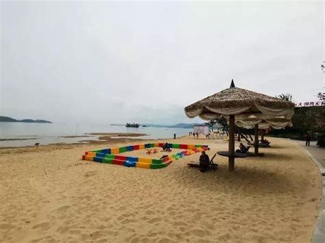 海南三亚海滩游泳场风光高清图片下载_红动中国