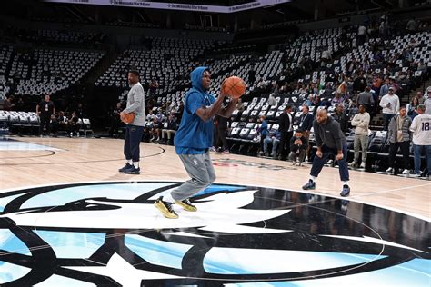 How Anthony Edwards built that new ‘super pretty’ jumper: ‘Make ’em ...