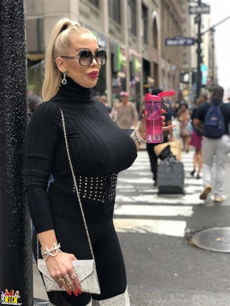 Rebeccas Shower Time Fun Free Video With Rebecca More Brazzers Official | My XXX Hot Girl