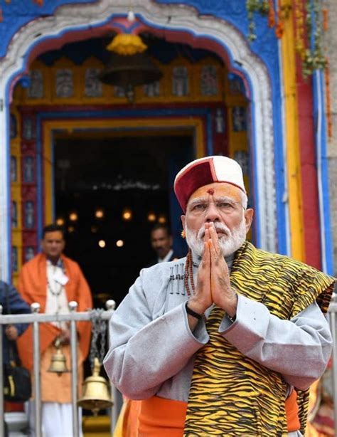 PM Modi offers prayers at Kedarnath Temple