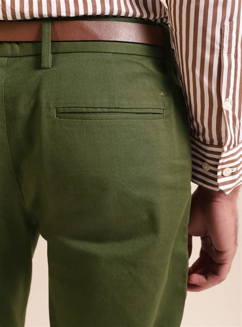 Fern Twill Chino Casual Green Solid Chino for Men Online | Andamen