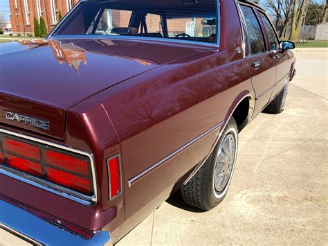 1990 Chevrolet Caprice | Showdown Auto Sales - Drive Your Dream