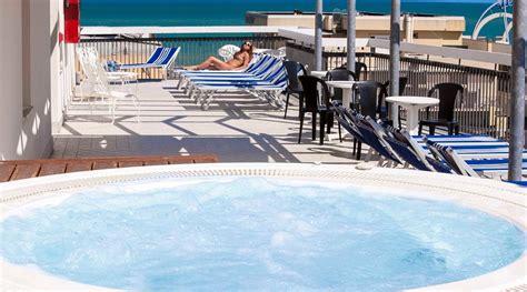 HOTEL BRIG (Cattolica) - Hotel Reviews & Photos - Tripadvisor