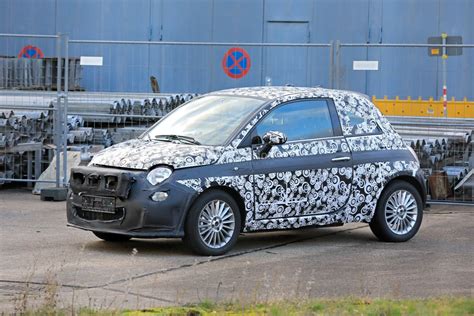 2021 Fiat 500e Electric Car Spied With "4WD High" Button, Rotary Gear Selector - autoevolution