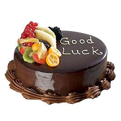 80 rose garden Chocolate Fruit Gateau Half Kg Eggless|Birthday Cake ...