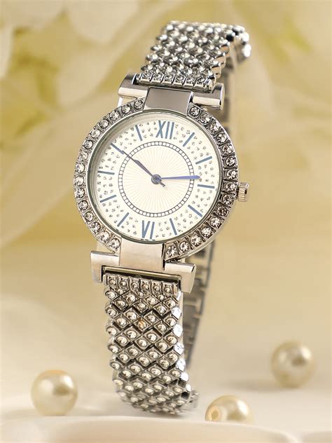 Haute Sauce Women Bracelet Style Straps Analogue Watch