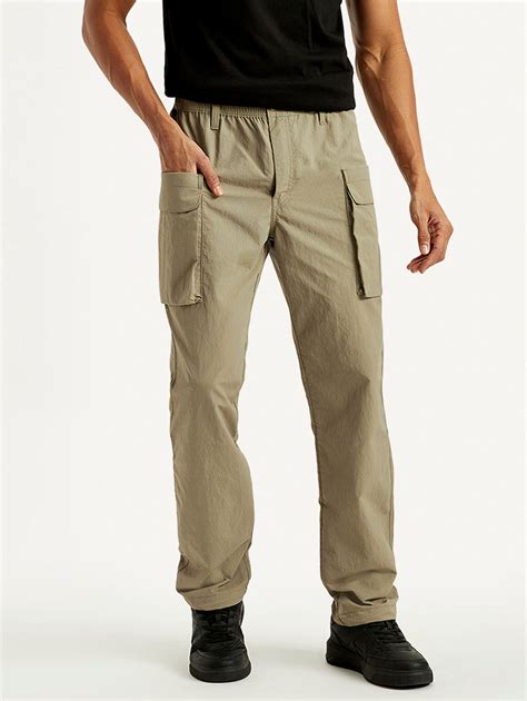 Men's Khaki Authentic Straight Fit Cargo Trousers – Levis India Store