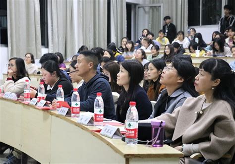 外国语学院举办“午茶会·话成长”第十二期活动-台州学院