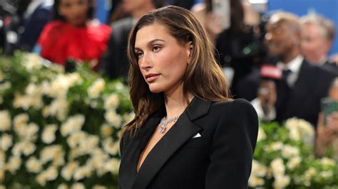 Hailey Bieber Attends 2025 Met Gala Without Justin: Why?