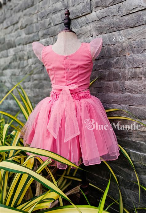 2170 Ready to Dispatch: Peach and Of White Crop Blouse and Middy – Blue ...