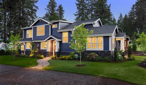 10 Classic Exterior Paint Colors That Never Go Out of Style – Outdoor ...
