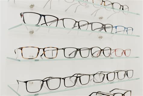 Where To Buy Eyeglasses Locally