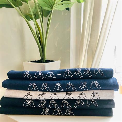 Name Sign Language 的图像结果