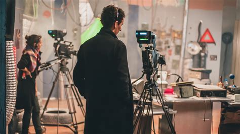 120 Questions to Ask a Film Producer