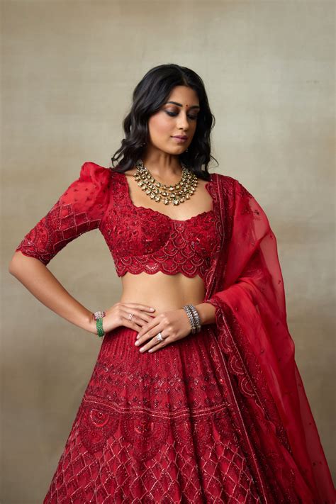 Shasha Gaba - Scarlet Lehenga Set - Elahe