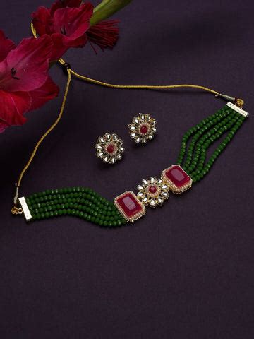 The Coolest Looks For Sizzling Summer Weddings