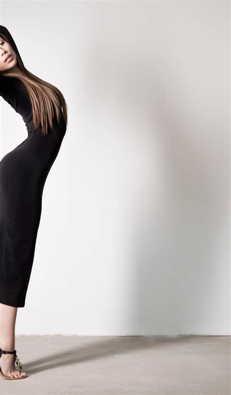 Download wallpaper figure, dress, grace, Stretch, Stephanie, section ...