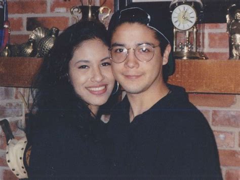 Who Is Selena Quintanilla’s Husband? All About Chris Pérez