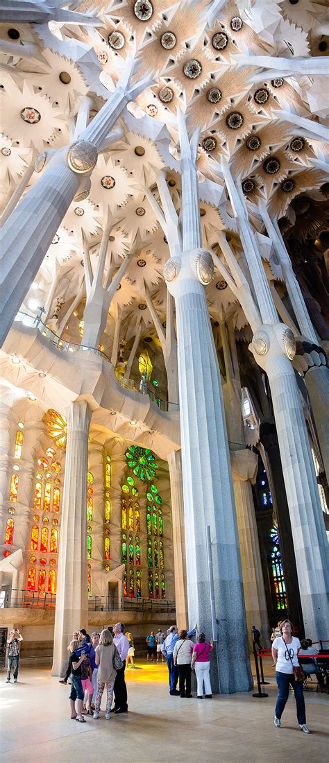Sagrada Familia: The most amazing and dangerous church you'll visit - Lost in the Midlands