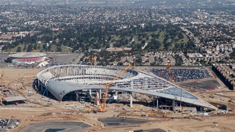 SoFi Stadium in Inglewood Is 85% Complete, on Schedule for Rams ...
