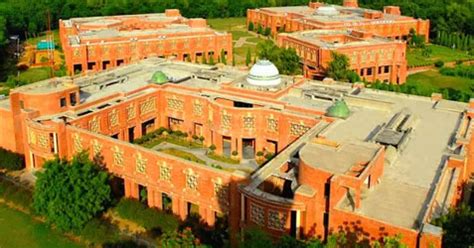 Indian Institute of Management, Lucknow: Admission 2025, Courses, Merit ...