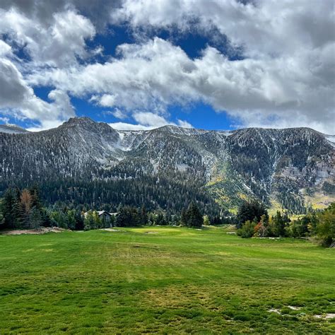 Xtreme Live Ball at Snowcreek Athletic Club