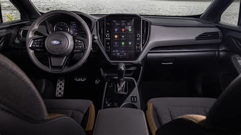 Subaru Crosstrek Interior Layout & Technology | Top Gear