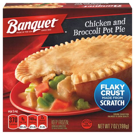 Banquet Chicken and Broccoli Frozen Pot Pie Dinner - Shop Entrees ...
