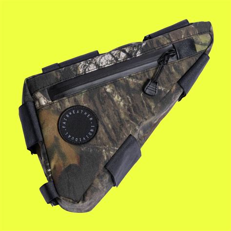【FAIRWEATHER】CORNER BAG(CORDURA/TREE CAMO) | Humhumhug Online Shop