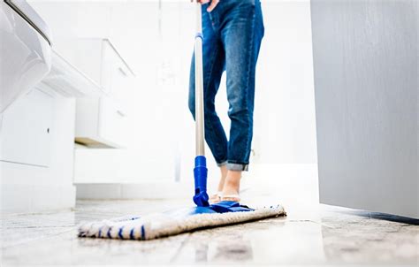 How Do You Clean a Bathroom Floor? A Comprehensive Guide