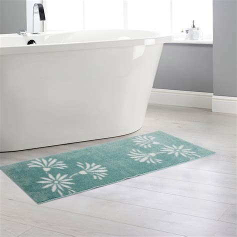 Buy Everyday Essentials Printed Bath Runner - 45 x 130 cm from Home ...