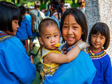Chinese authorities implement new restrictions on Tibetan children ...