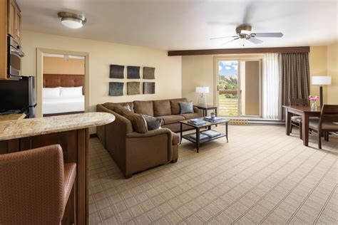 Best place to stay in Crested Butte | Elevation Hotel & Spa