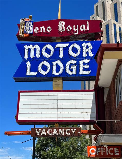Reno Royal Motor Lodge Motel in Reno, Nevada : r/VintageNeonSigns