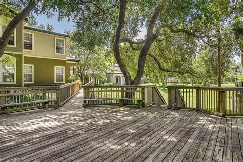 Hawthorne Groves - Orlando, FL 32835 | ApartmentGuide.com