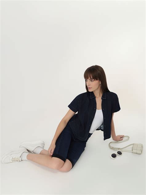 Buy Women Dark Blue Denim Crop Shirt | Kraus Jeans