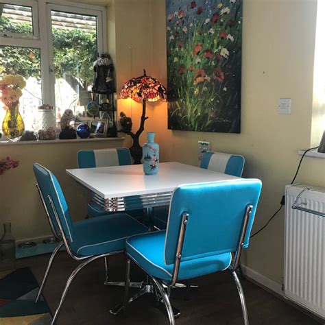 Diner Table 的图像结果