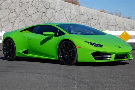 Lamborghini Huracan Green