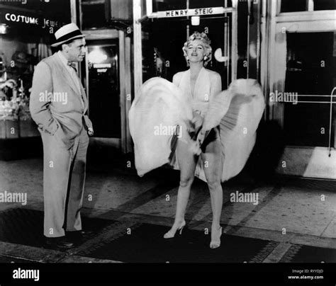 The seven year itch film hi-res stock photography and images - Alamy
