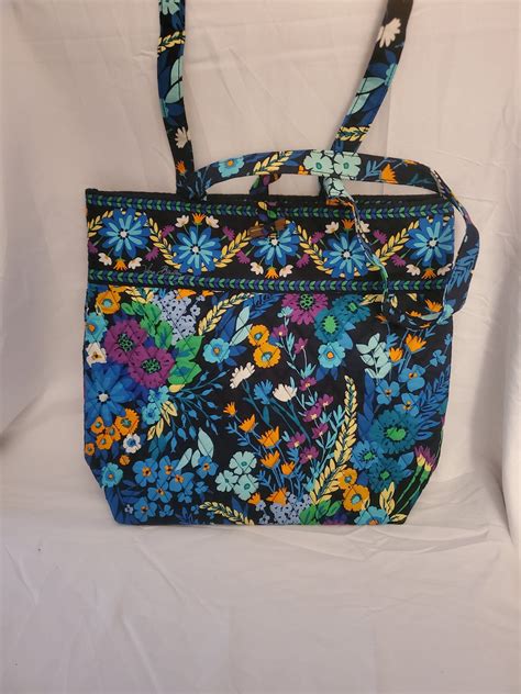 Vera Bradley Retired Patterns for sale | Only 3 left at -60%