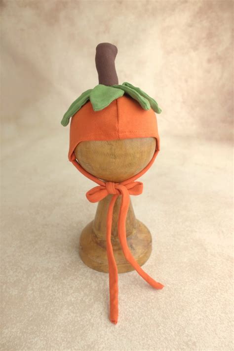 Pumpkin outfit 3-6m – Artista Chennai Rentals