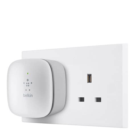 Belkin N300 Wall Plug Mounted Universal Wi-Fi Range Extender/Wireless ...