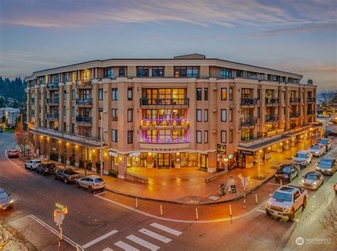 Home for sale in Bellevue: 10047 Main Street 502, Bellevue, WA 98004