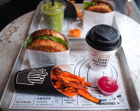 must-eat-nyc-food-guide - designbyaikonik 26 - Design By Aikonik